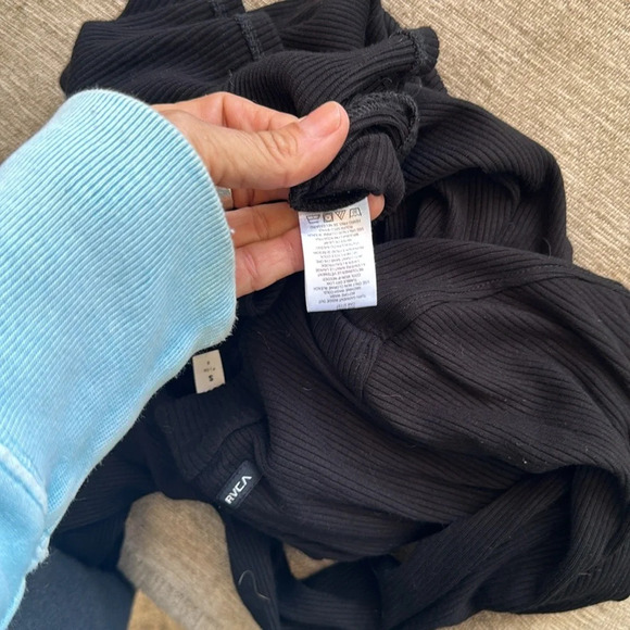 RVCA size small black bodycon ribbed keyhole dress - Picture 11 of 11